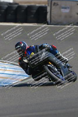 media/Sep-21-2025-TrackDaz (Sun) [[277c75b276]]/A Group/2pm (Turn 6)/